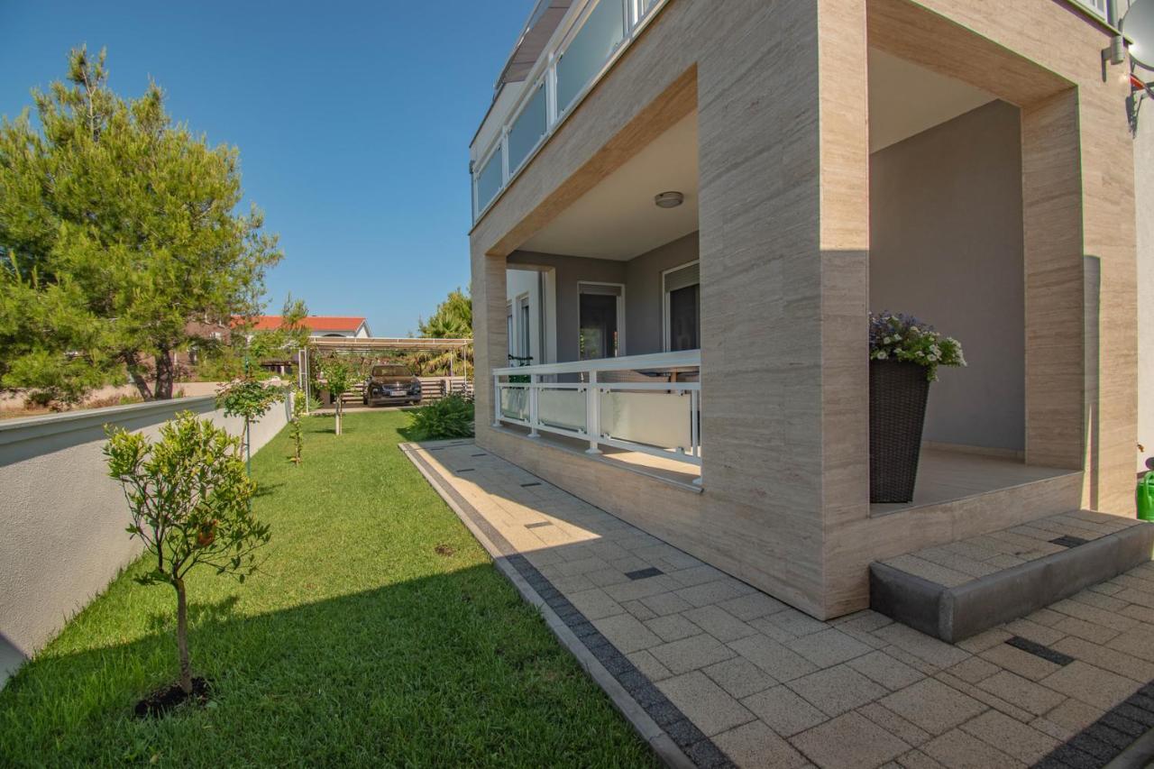 Villa Wiena Vir Bagian luar foto