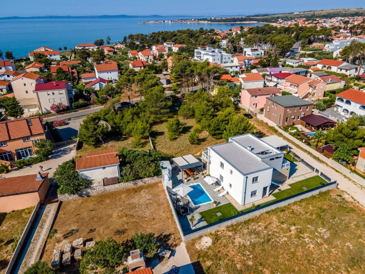 Villa Wiena Vir Bagian luar foto