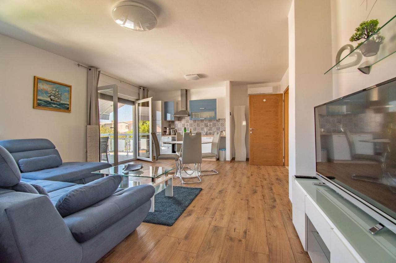 Villa Wiena Vir Bagian luar foto