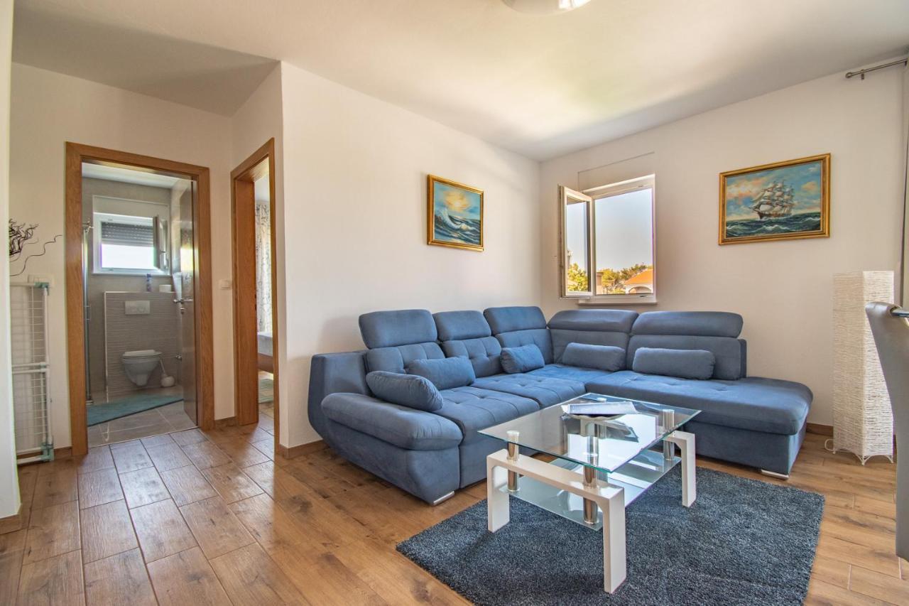 Villa Wiena Vir Bagian luar foto