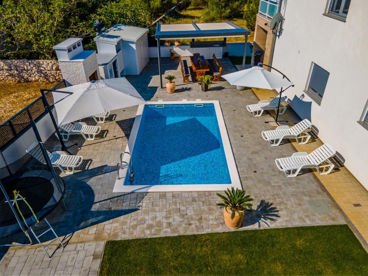 Villa Wiena Vir Bagian luar foto